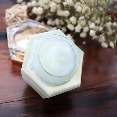 夏季護膚功略:干燥缺水、粗糙暗沉